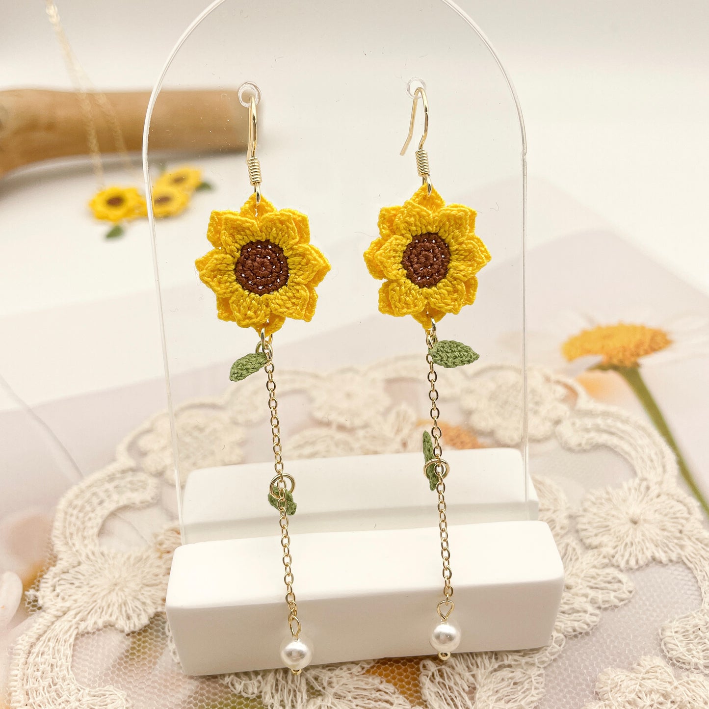 Microcrochet Sunflower Earring