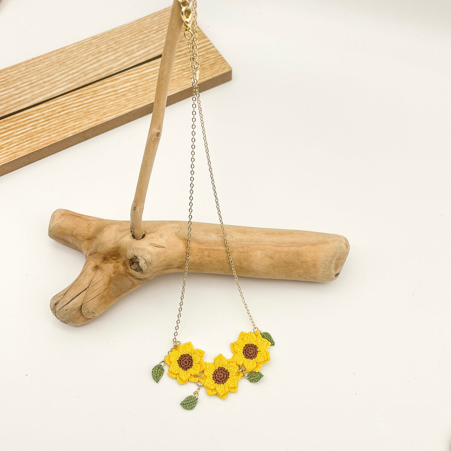 Microcrochet Sunflower Necklace