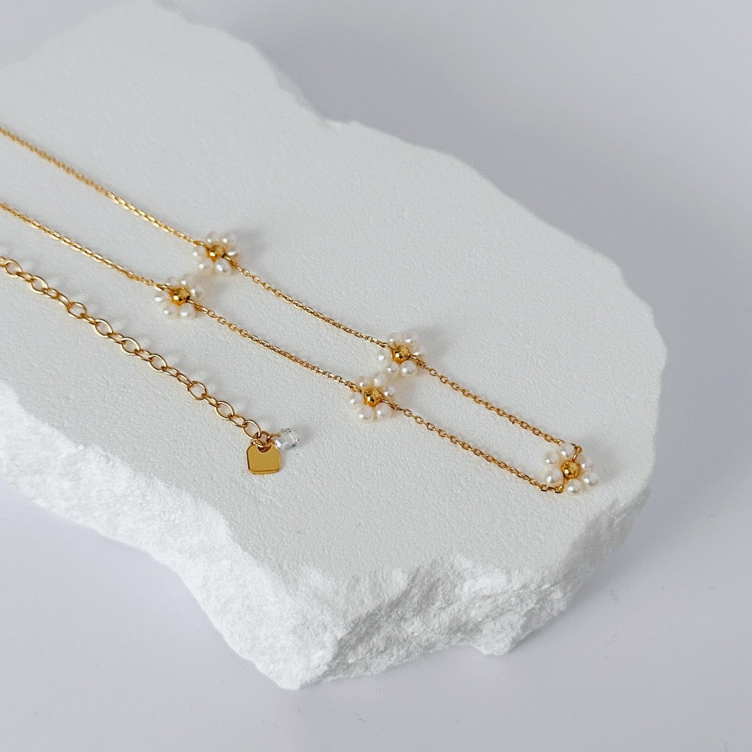 Daisy Pearl Chain